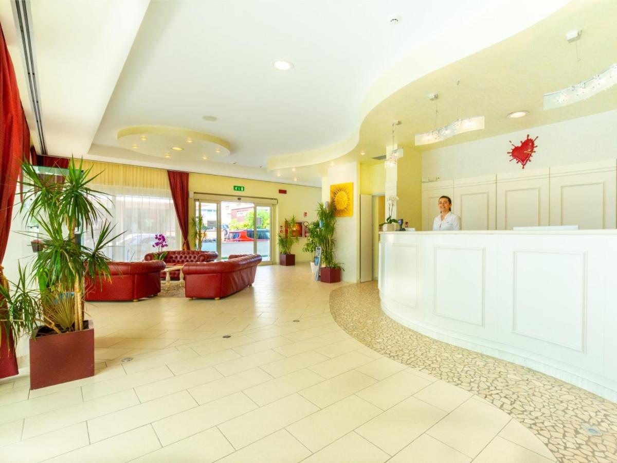 Tokio Village - Azzurro Club Hotel